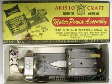 Aristo Craft Motor Power Assembly with 'Working Light and Life Preserver' plastic model kit